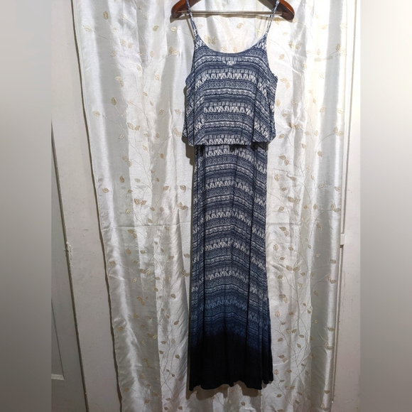 Soft long ombre print blue & white maxi dress size large NWOT - Picture 6 of 10